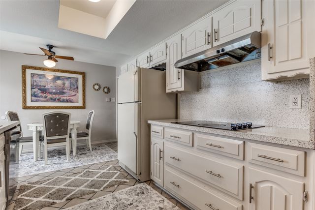 1310 Willow Way, Garland, TX 75043