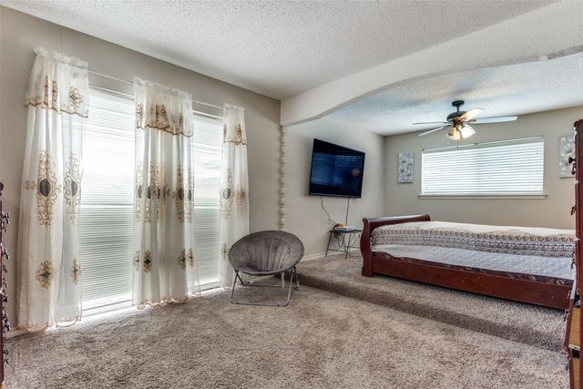 1310 Willow Way, Garland, TX 75043