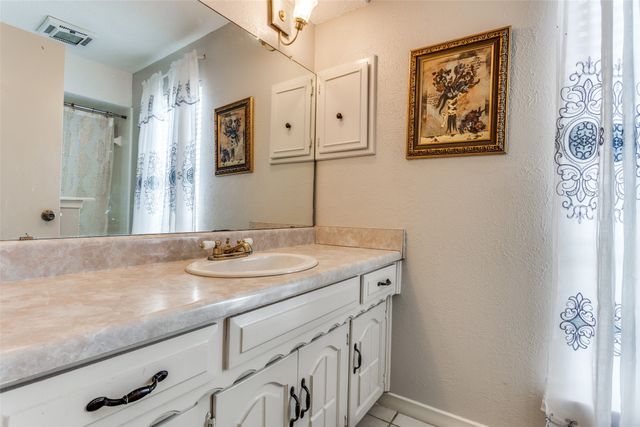 1310 Willow Way, Garland, TX 75043