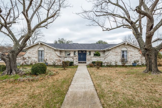 1310 Willow Way, Garland, TX 75043