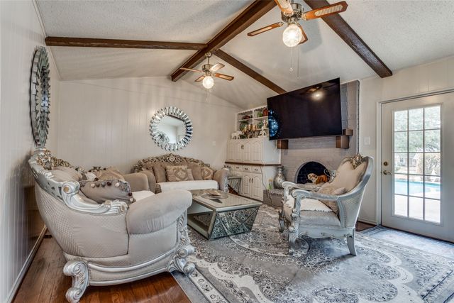 1310 Willow Way, Garland, TX 75043