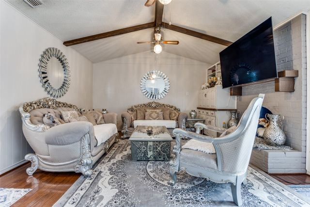 1310 Willow Way, Garland, TX 75043