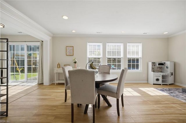 207 Rockwood PL, Suffolk, VA 23435