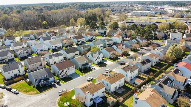 207 Rockwood PL, Suffolk, VA 23435