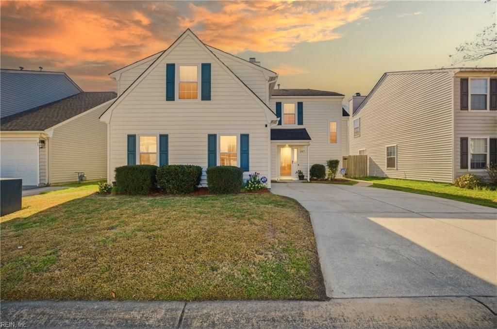 207 Rockwood PL, Suffolk, VA 23435