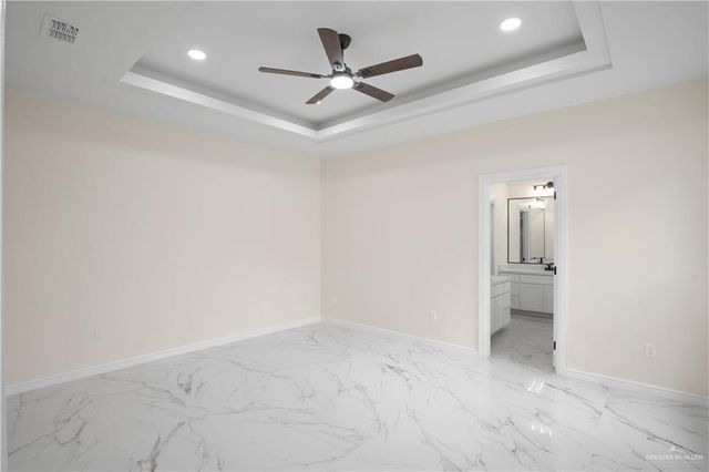 5712 N Playa Del Sol, Edinburg, TX 78542