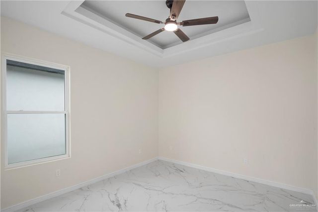 5712 N Playa Del Sol, Edinburg, TX 78542