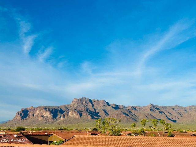 3301 S GOLDFIELD Road 3031, Apache Junction, AZ 85119