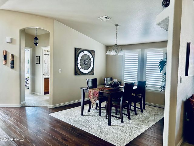 3301 S GOLDFIELD Road 3031, Apache Junction, AZ 85119