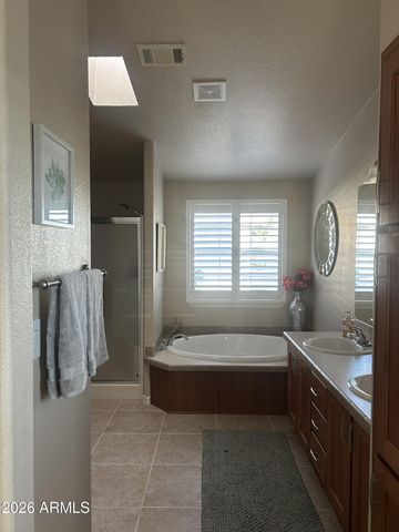 3301 S GOLDFIELD Road 3031, Apache Junction, AZ 85119