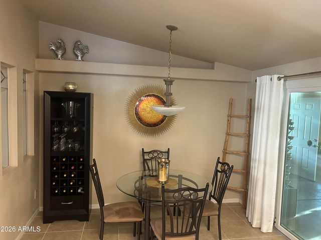 3301 S GOLDFIELD Road 3031, Apache Junction, AZ 85119