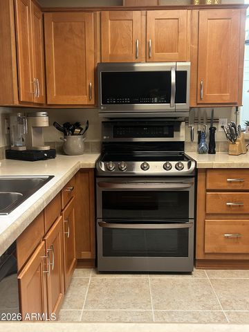 3301 S GOLDFIELD Road 3031, Apache Junction, AZ 85119