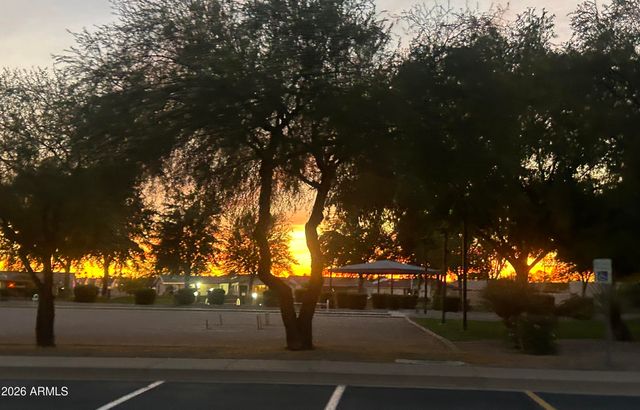 3301 S GOLDFIELD Road 3031, Apache Junction, AZ 85119