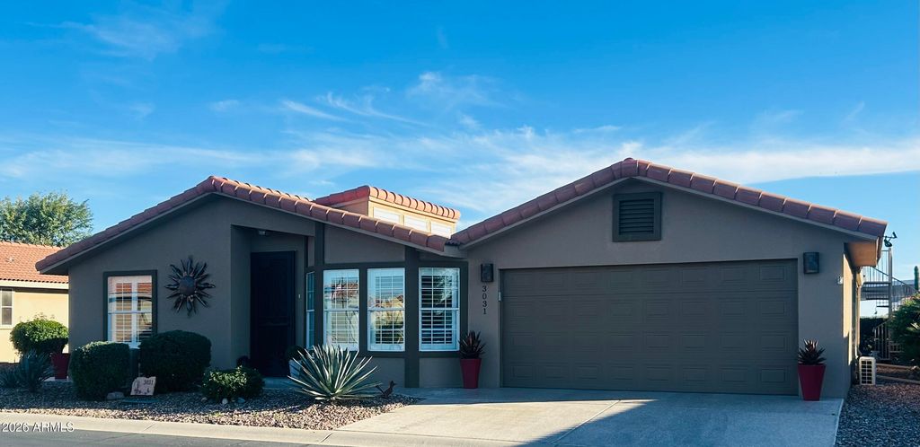 3301 S GOLDFIELD Road 3031, Apache Junction, AZ 85119