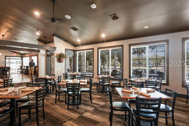 19 Sheridan Rd, Beaufort, SC 29907