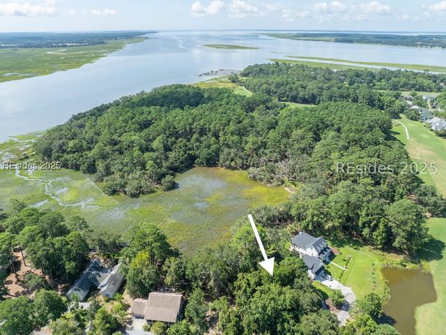 19 Sheridan Rd, Beaufort, SC 29907