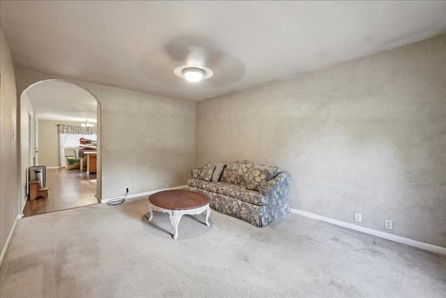 1000 Forsythia Drive, Kountze, TX 77625