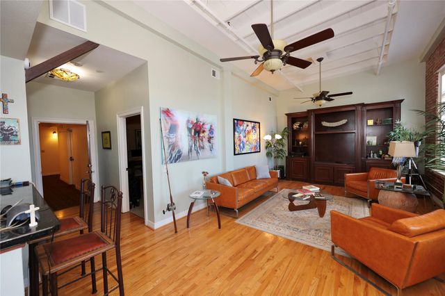 1927 Harborside Drive 300, Galveston, TX 77550