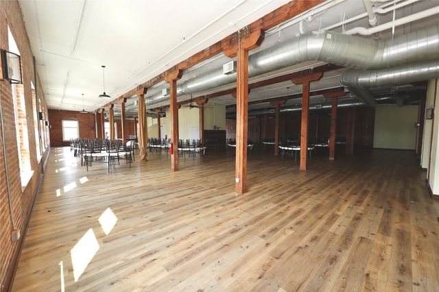 1927 Harborside Drive 300, Galveston, TX 77550