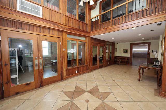 1927 Harborside Drive 300, Galveston, TX 77550