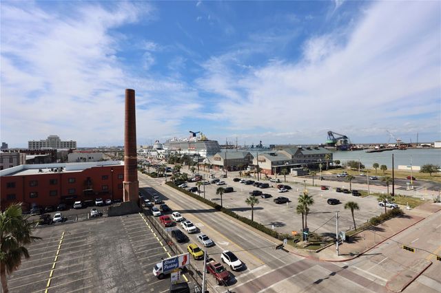 1927 Harborside Drive 300, Galveston, TX 77550