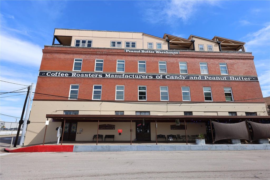 1927 Harborside Drive 300, Galveston, TX 77550