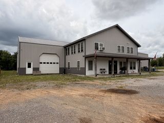 2196 Carneal Ln, Oak Grove, KY 42262