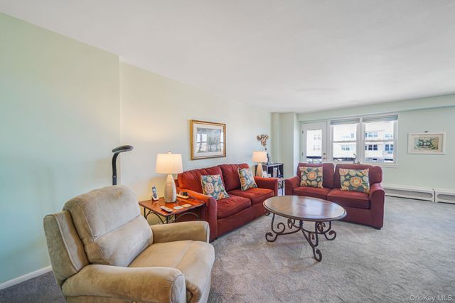 450 Shore Road 8G, Long Beach, NY 11561