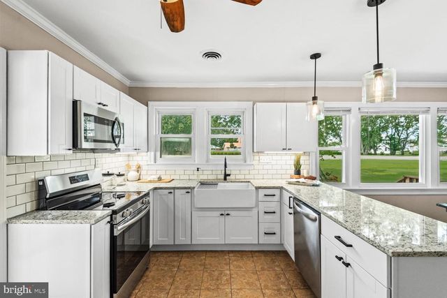 20568 RIDGE ROAD, Colonial Beach, VA 22443