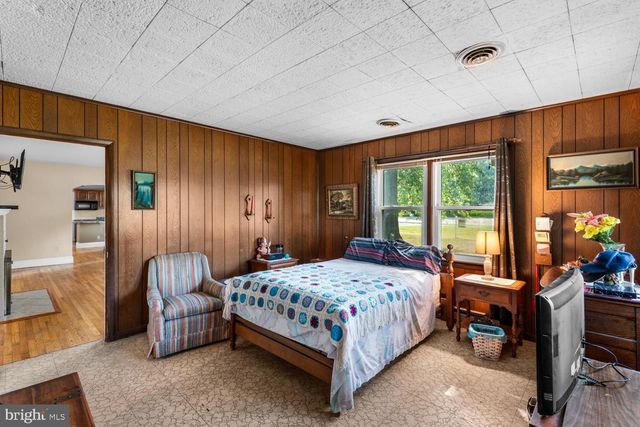 20568 RIDGE ROAD, Colonial Beach, VA 22443