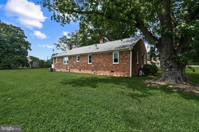 20568 RIDGE ROAD, Colonial Beach, VA 22443