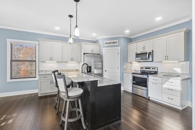 329 Happy Hollow Rd, Goodlettsville, TN 37072