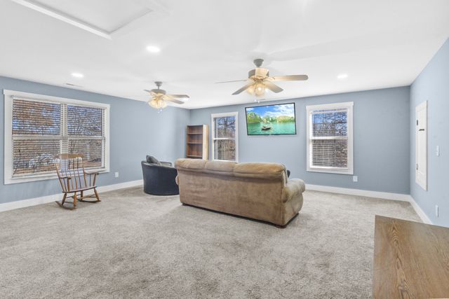 329 Happy Hollow Rd, Goodlettsville, TN 37072