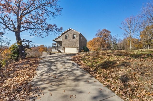 329 Happy Hollow Rd, Goodlettsville, TN 37072