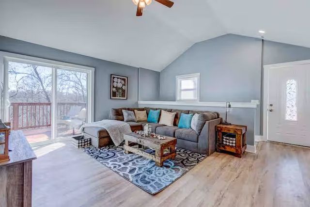 329 Happy Hollow Rd, Goodlettsville, TN 37072