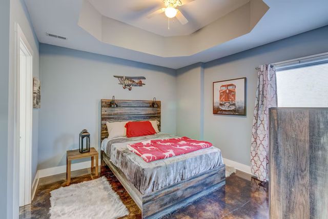 329 Happy Hollow Rd, Goodlettsville, TN 37072