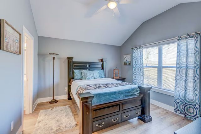 329 Happy Hollow Rd, Goodlettsville, TN 37072