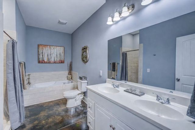 329 Happy Hollow Rd, Goodlettsville, TN 37072