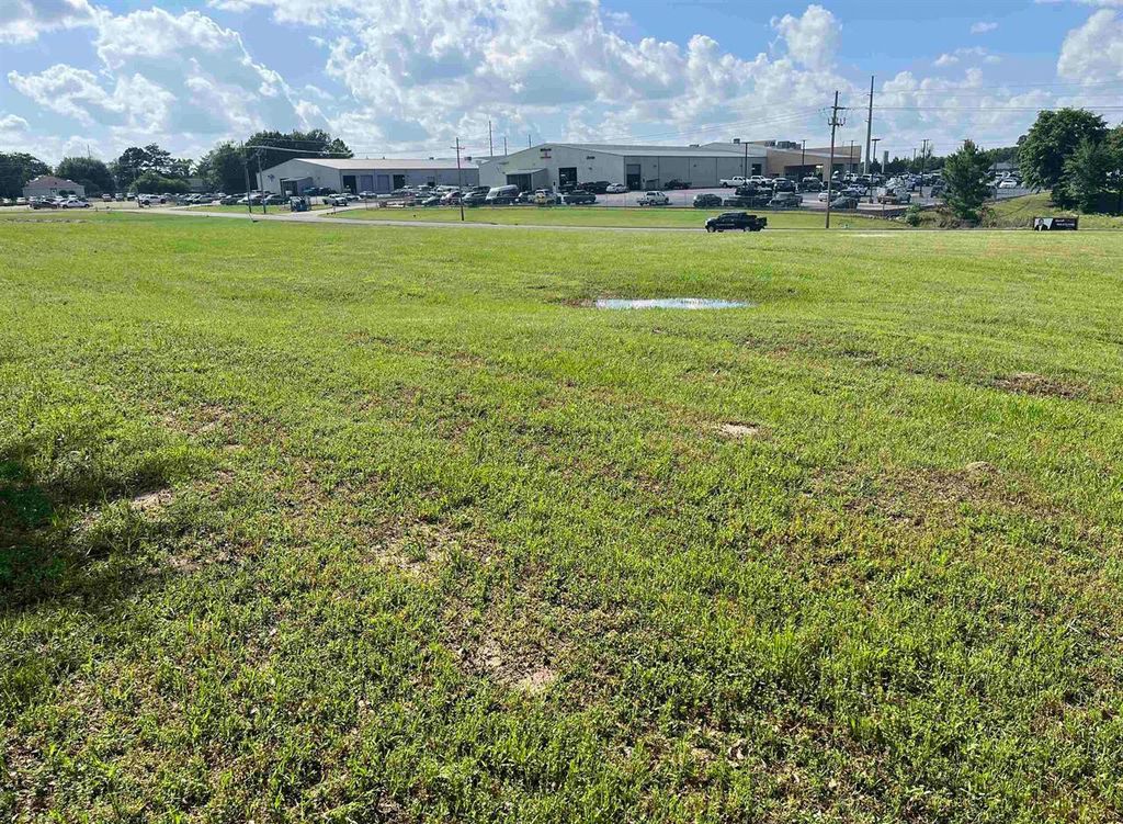 TBD W 19th St, Mt Pleasant, TX 75455