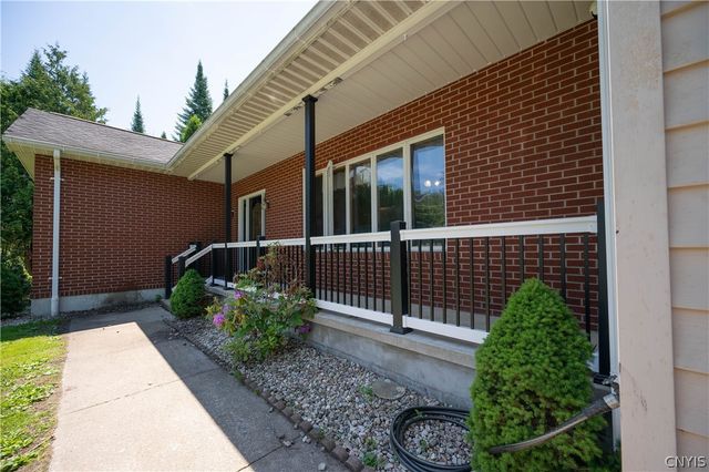 9864 Morgan Road, Marcy, NY 13403