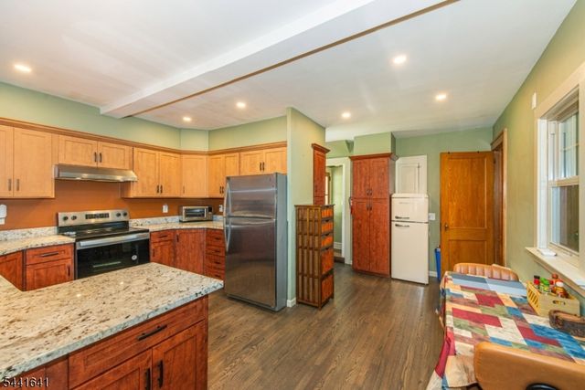 169 Shongum Rd, Denville Twp., NJ 07834