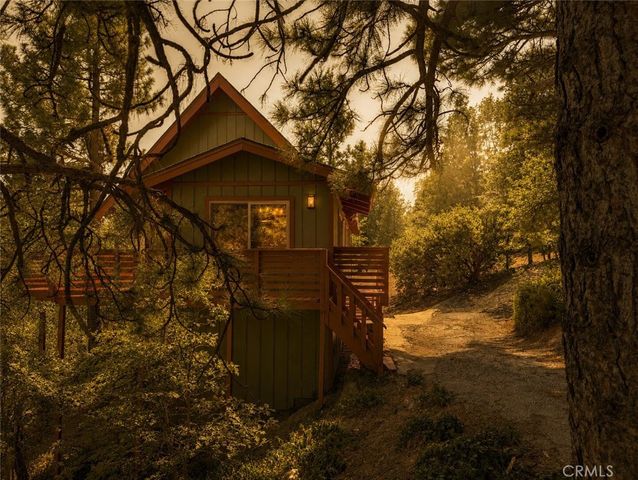 27947 St Bernard, Lake Arrowhead, CA 92352