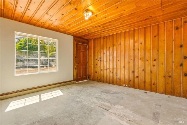 852 Western Ave, Petaluma, CA 94952