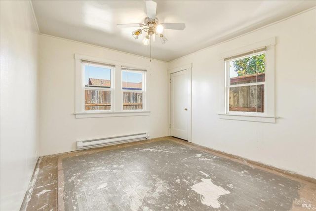 852 Western Ave, Petaluma, CA 94952