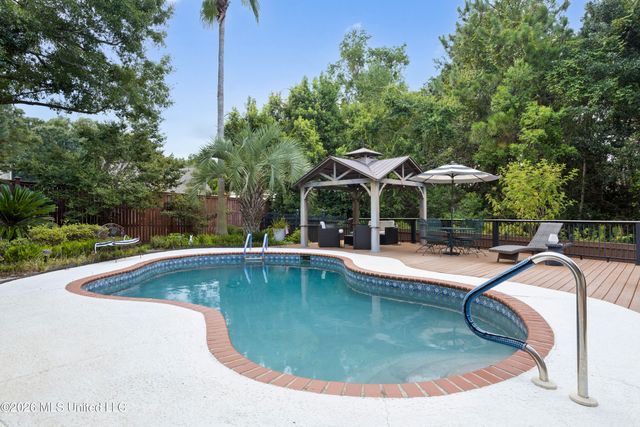 7820 Rushing Oaks Drive, Biloxi, MS 39532