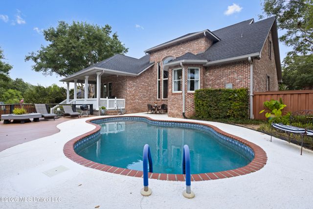 7820 Rushing Oaks Drive, Biloxi, MS 39532