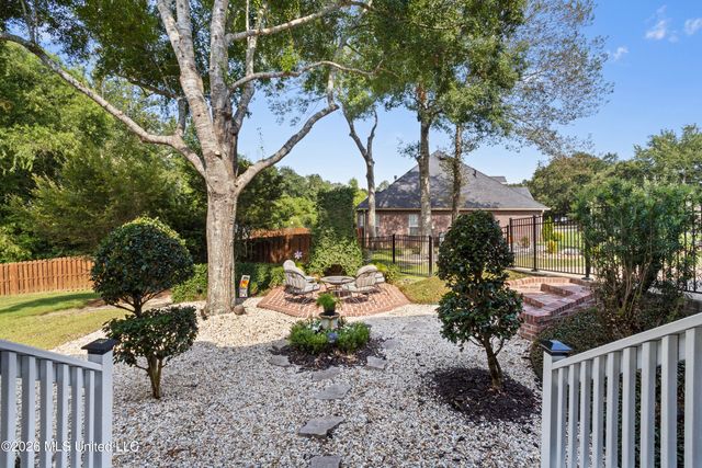 7820 Rushing Oaks Drive, Biloxi, MS 39532