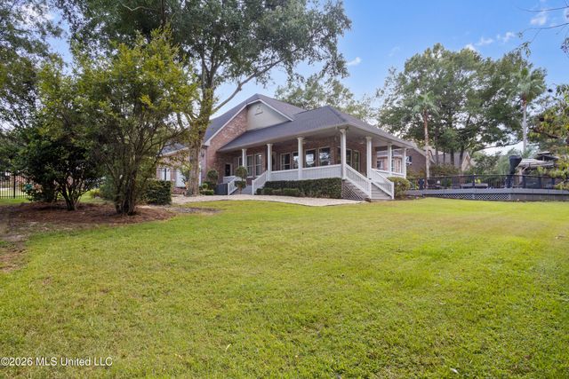 7820 Rushing Oaks Drive, Biloxi, MS 39532