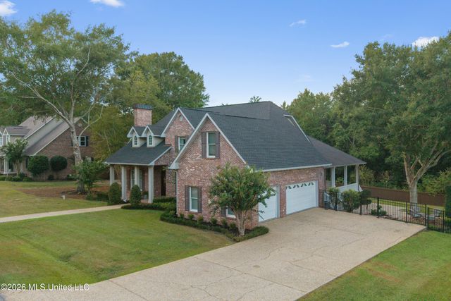 7820 Rushing Oaks Drive, Biloxi, MS 39532
