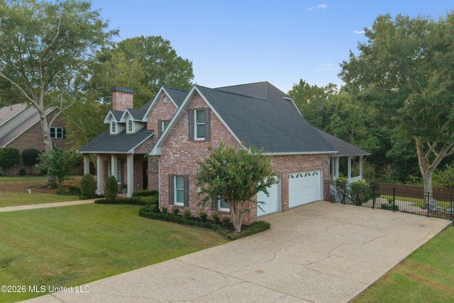 7820 Rushing Oaks Drive, Biloxi, MS 39532